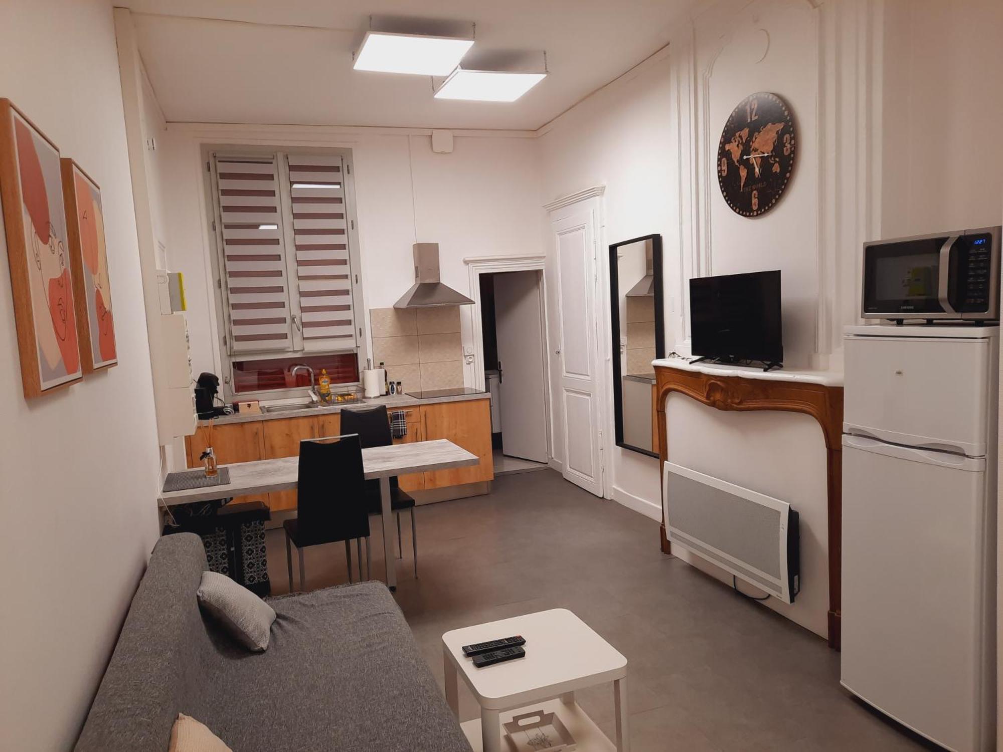 Grand Au Calme - Centre Apartment *